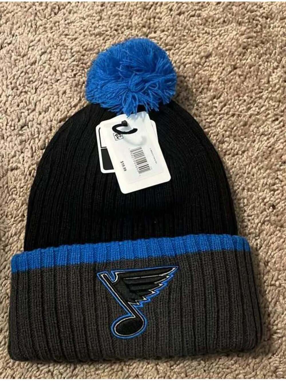 NHL St Louis Blues knit hat